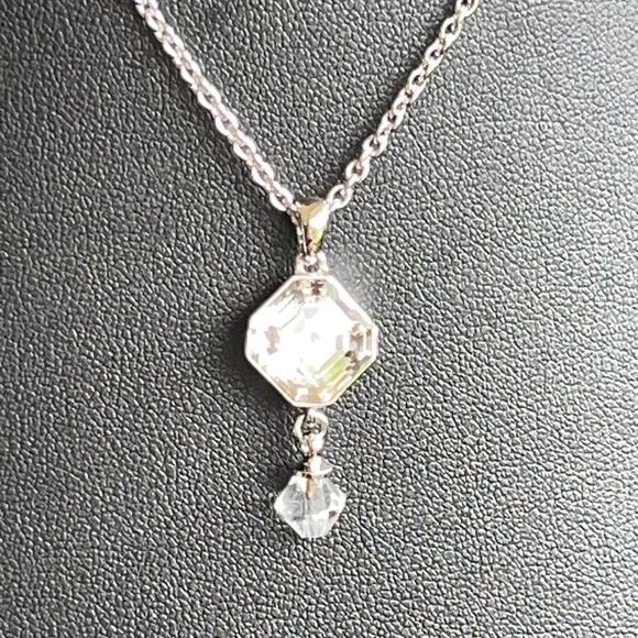 Spotlight Necklace Silver Asscher Cut - Picture 6 of 11